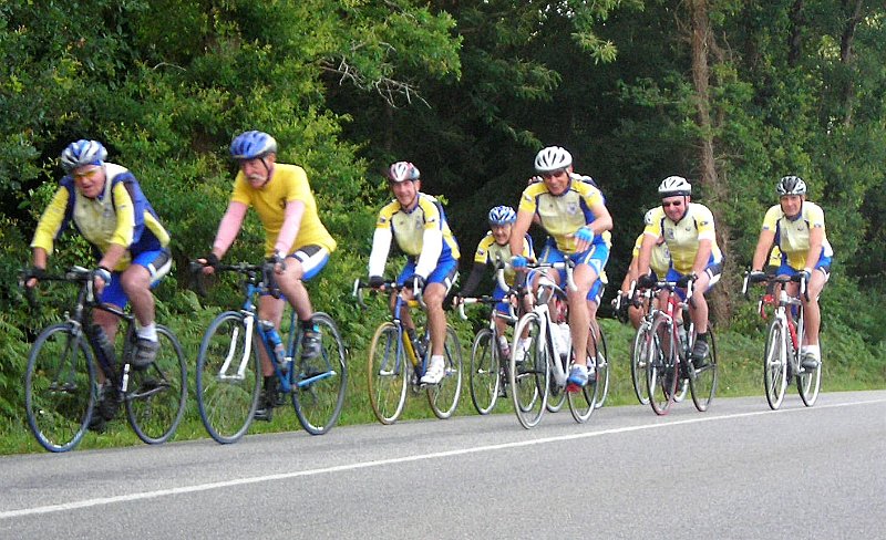 2011-07-03 13 Groupe 2 Vers le zoo de Pont Scorff.JPG